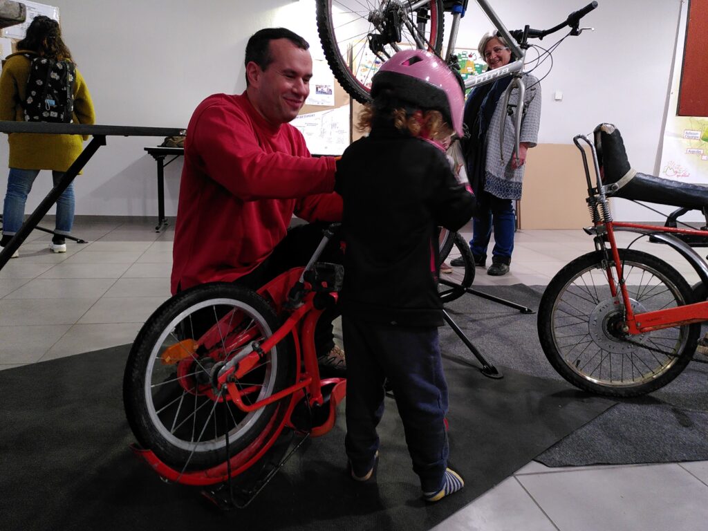 julien vélo enfant